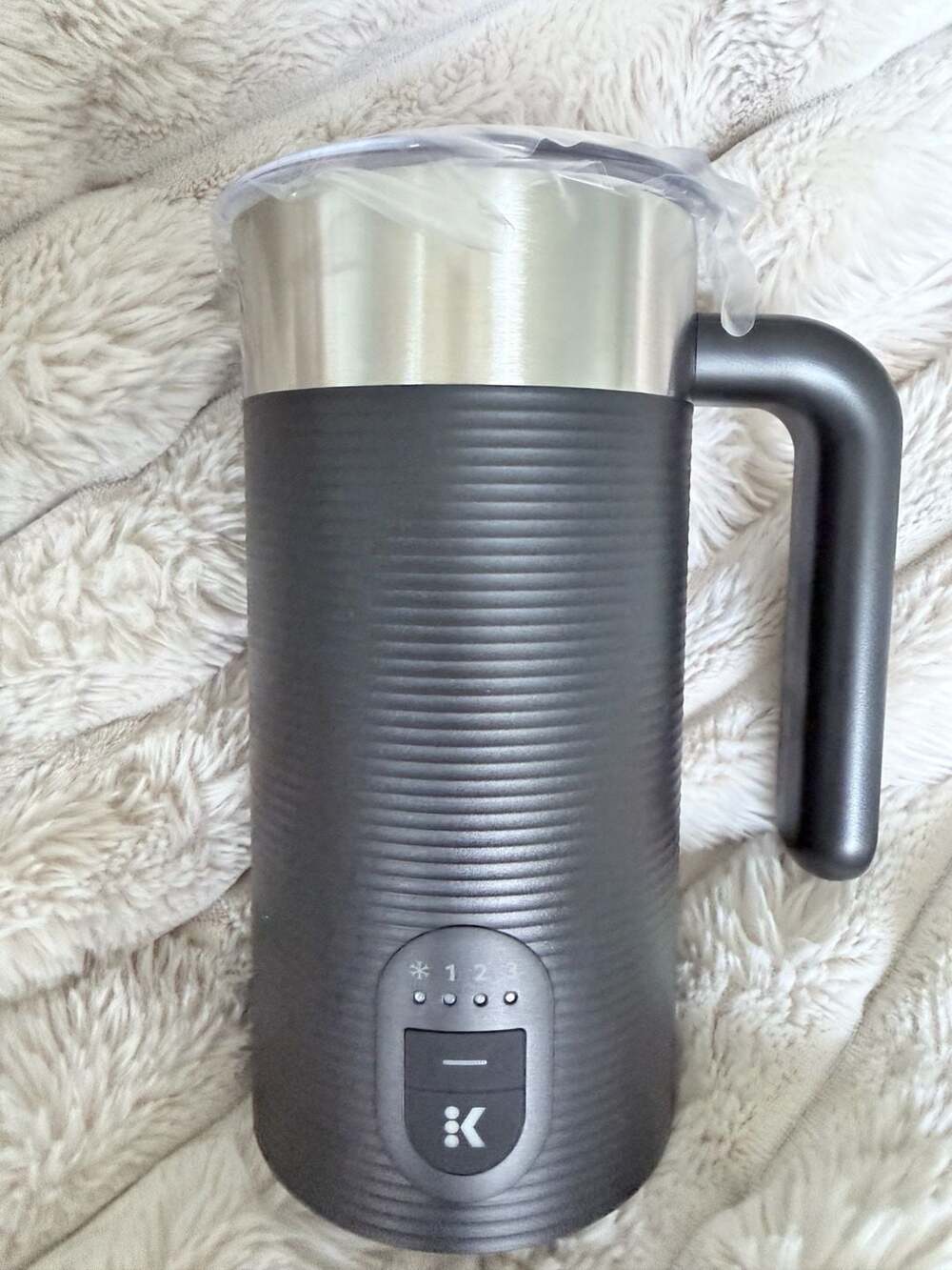 Keurig Milk Frother with 4 Frothing Settings, Black